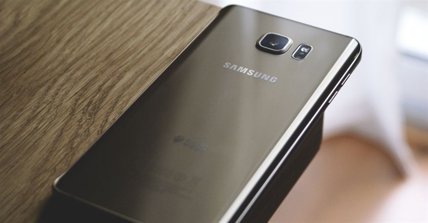 10 Cara Mengatasi HP Lemot Samsung Agar Lancar Kembali | erablue.id