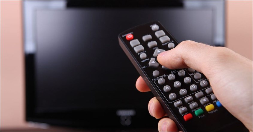 Cara Membersihkan Kaca TV LED Cara Membersihkan Kaca TV LED