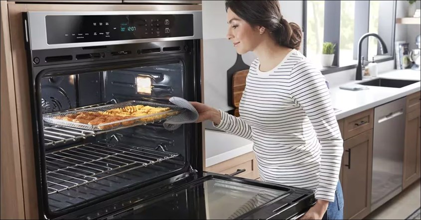 Perbedaan Oven dan Microwave apa bedanya oven dan microwave