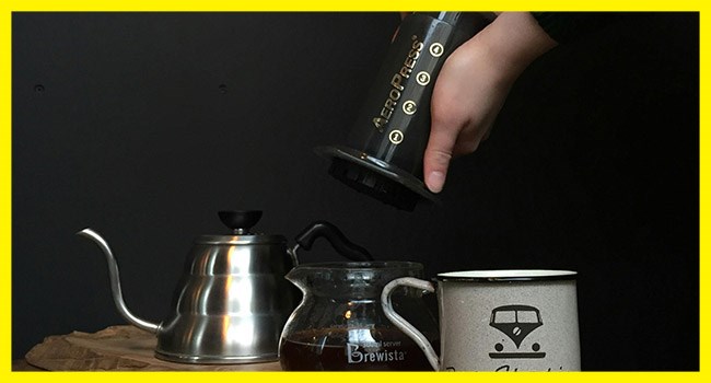 Alat seduh kopi Aeropress Alat seduh kopi Aeropress