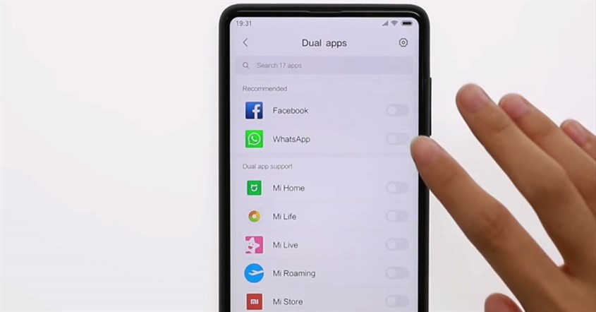 Menggunakan Dual Apps untuk Membuat Salinan Aplikasi