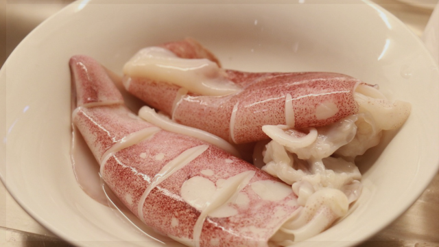 Kandungan kalori dan zat gizi daging cumi-cumi