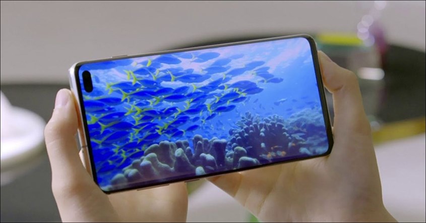 Keunggulan Layar Dynamic AMOLED 2X Keunggulan Layar Dynamic AMOLED 2X