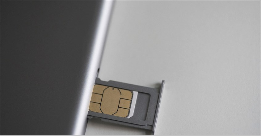 Perbedaan Kartu SIM Biasa dan eSIM