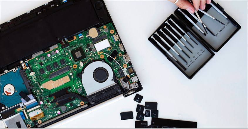 Komponen-Komponen Motherboard Laptop