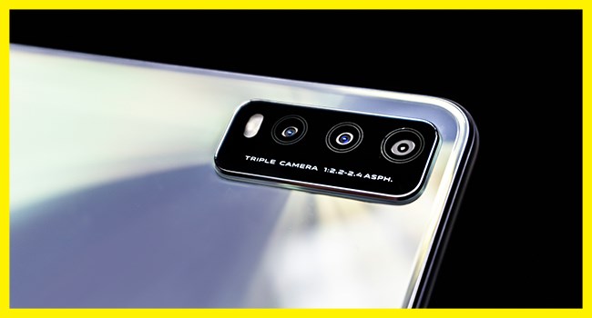 Ponsel ini dilengkapi dengan fitur Face Access Ponsel ini dilengkapi dengan fitur Face Access