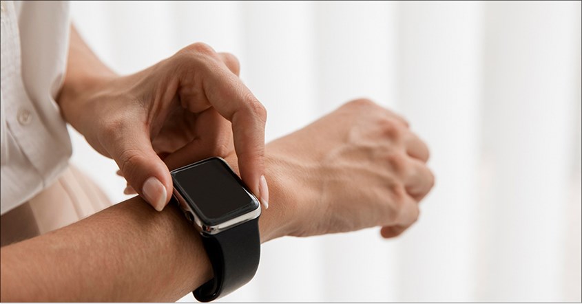 Fitur Smartwatch cara menghidupkan smartwatch
