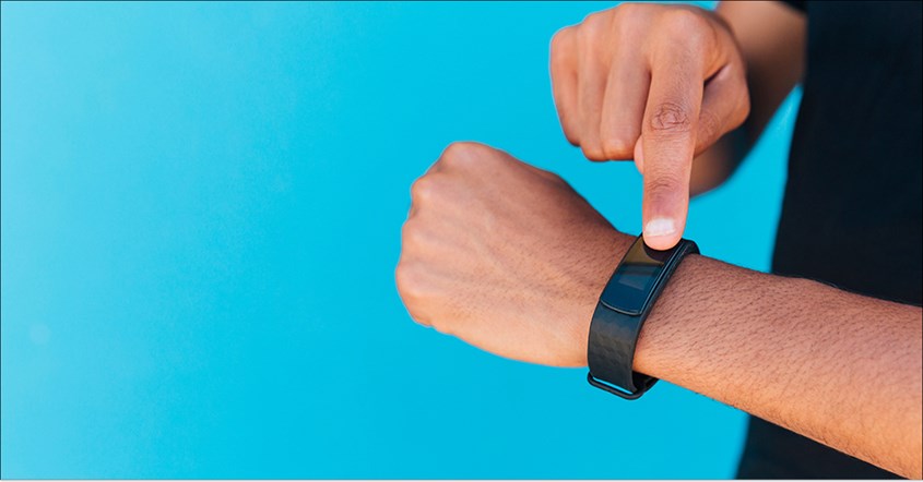 Perbedaan Smartwatch dan Smartband Perbedaan Smartwatch dan Smartband