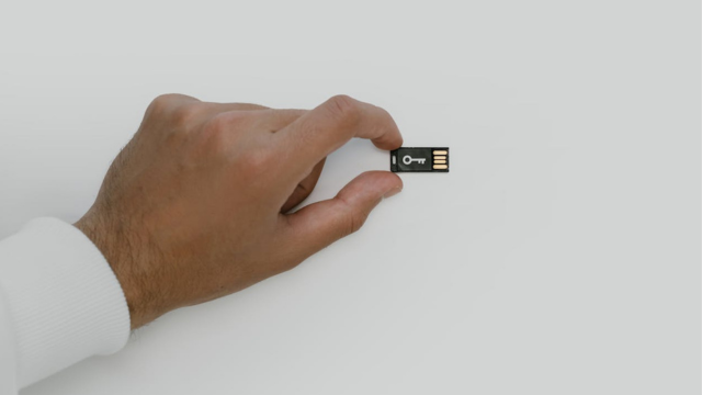 ide souvenir kantor USB