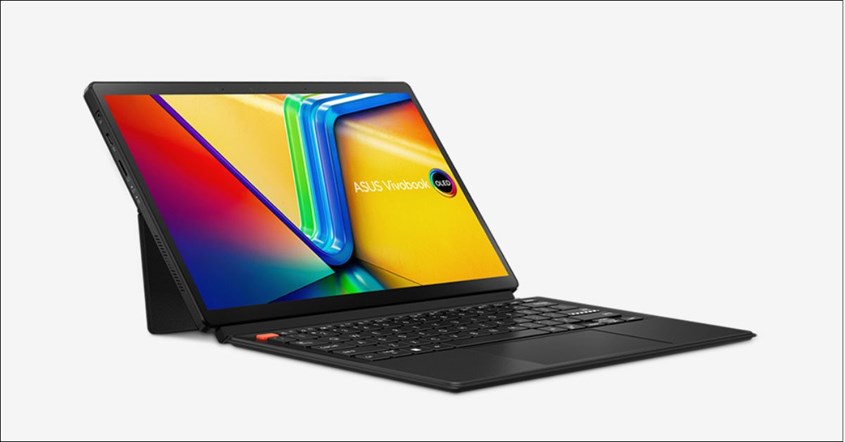 Laptop yang Bisa Dilipat dan Touchscreen Laptop yang Bisa Dilipat dan Touchscreen