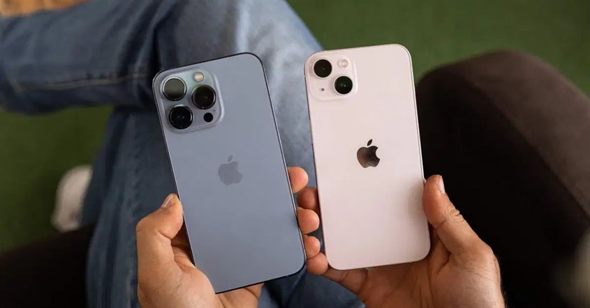 Perbandingan spesifikasi iphone 13 dan iPhone 13 pro. Perbandingan spesifikasi iphone 13 dan iPhone 13 pro.