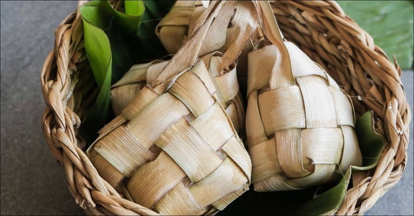 Hindari Menyimpan Ketupat dalam Keadaan Basah Hindari Menyimpan Ketupat dalam Keadaan Basah