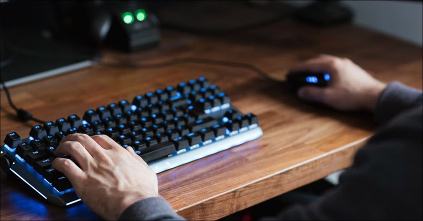 Cara Kerja RGB Backlit pada Keyboard Cara Kerja RGB Backlit pada Keyboard