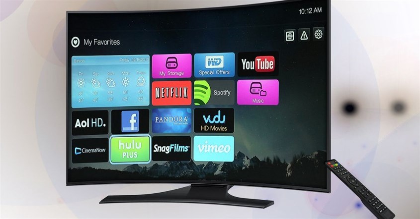 Layar monitor yang menampilkan tampilan utama smart TV seperti Google TV dan Android TV. Layar monitor yang menampilkan tampilan utama smart TV seperti Google TV dan Android TV.
