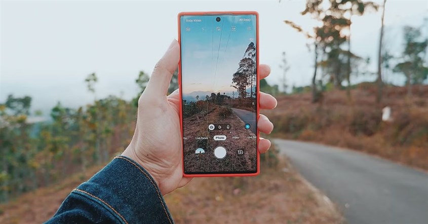 Spesifikasi Teknis Live Photo