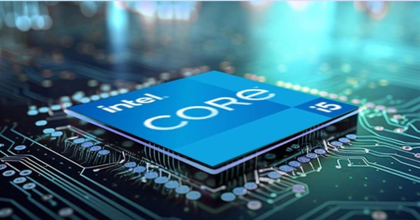 Prosesor i5 1335u di dalam komponen laptop Prosesor i5 1335u di dalam komponen laptop