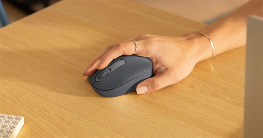 Cek Baterai dan Koneksi Mouse Wireless Cek Baterai dan Koneksi Mouse Wireless