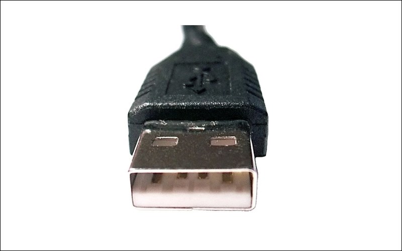 Masalah Koneksi pada Port USB Masalah Koneksi pada Port USB