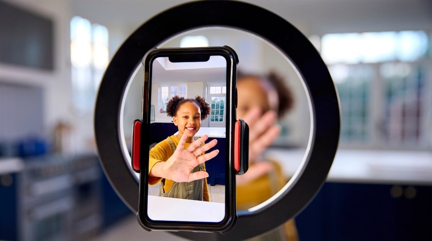 Perbedaan Video Cinematic vs Video Biasa Perbedaan Video Cinematic vs Video Biasa