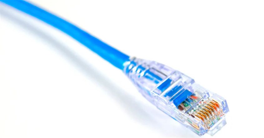 Tampilan kabel rj45 untuk koneksi internet yang stabil