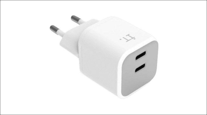 kepala charger iPhone yang dirancang efisien untuk mengisi daya dua perangkat