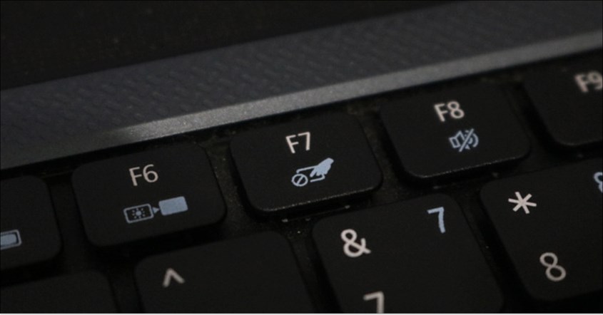 Mematikan Touchpad Laptop dengan Tombol Keyboard Mematikan Touchpad Laptop dengan Tombol Keyboard