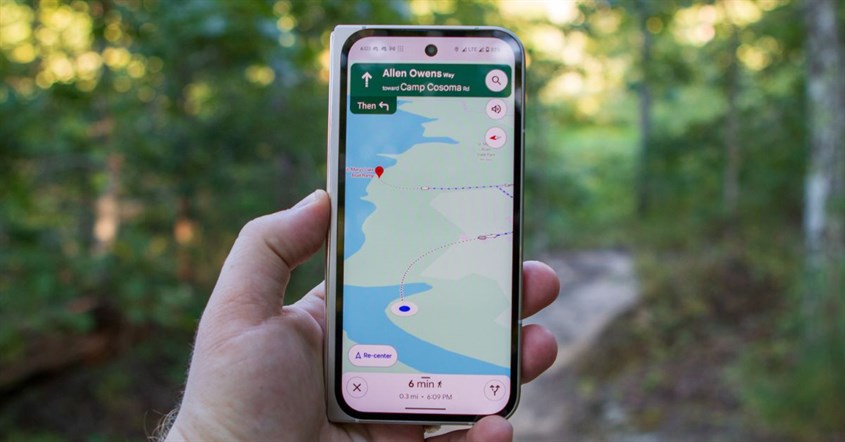 Fungsi GPS selain untuk melacak gps hp yaitu untuk menampilkan informasi jarak dan waktu tempuh Fungsi GPS selain untuk melacak gps hp yaitu untuk menampilkan informasi jarak dan waktu tempuh