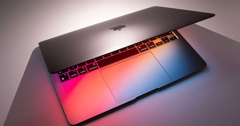 cara menyalakan laptop macbook terbaru cukup dengan membuka layarnya saja cara menyalakan laptop macbook terbaru cukup dengan membuka layarnya saja