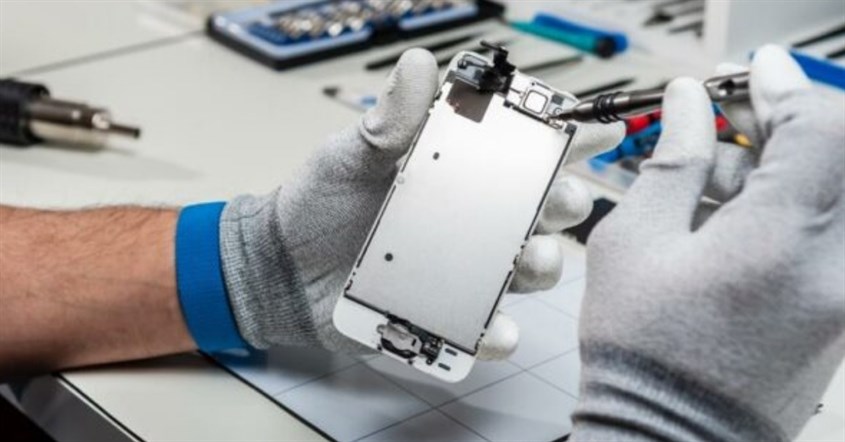 Kapan HP Perlu Dibawa ke Service Center?