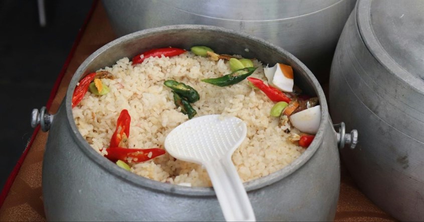 resep nasi liwet menggunakan rice cooker dan peralatan dapur lainnya resep nasi liwet menggunakan rice cooker dan peralatan dapur lainnya