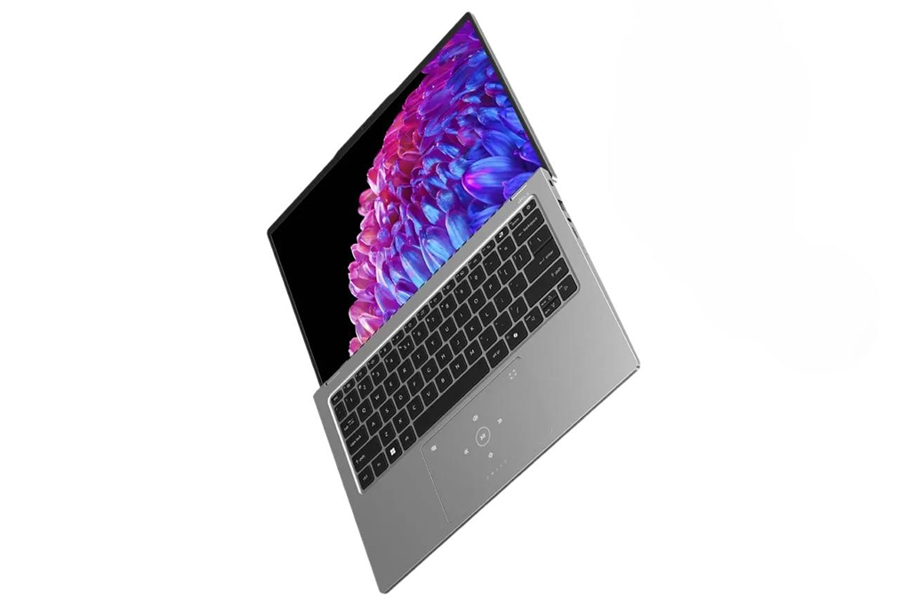 Laptop Acer Swift Go 14 Intel Core Ultra 5-125H/16GB/512GB/W11 (SFG14-73-5135) Silver