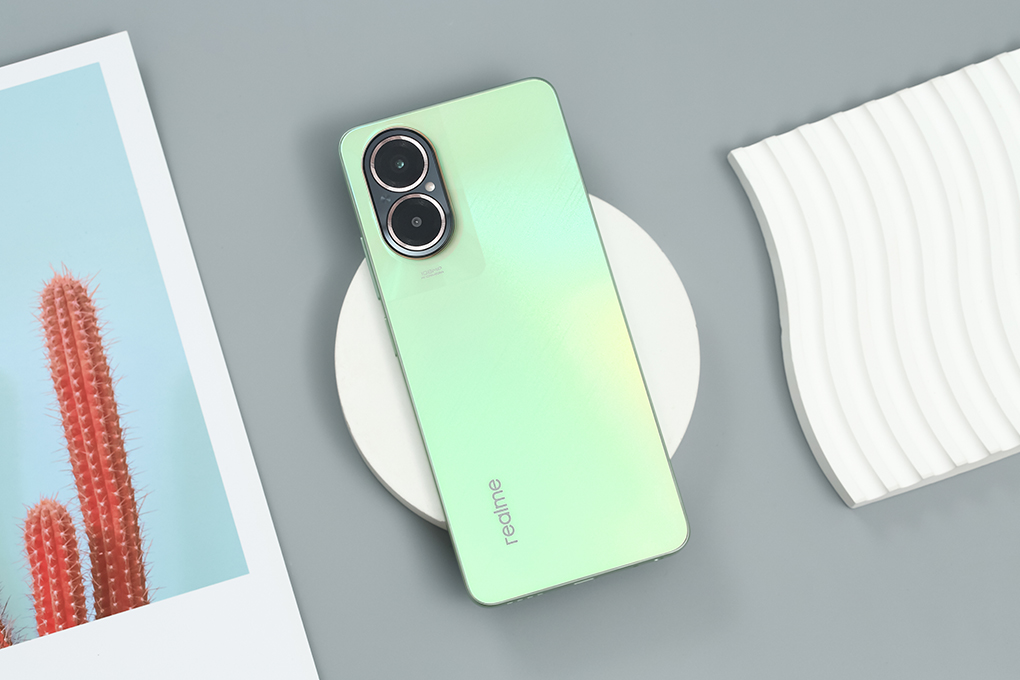 Smartphone Realme C67 8GB/256GB SUNNY OASIS