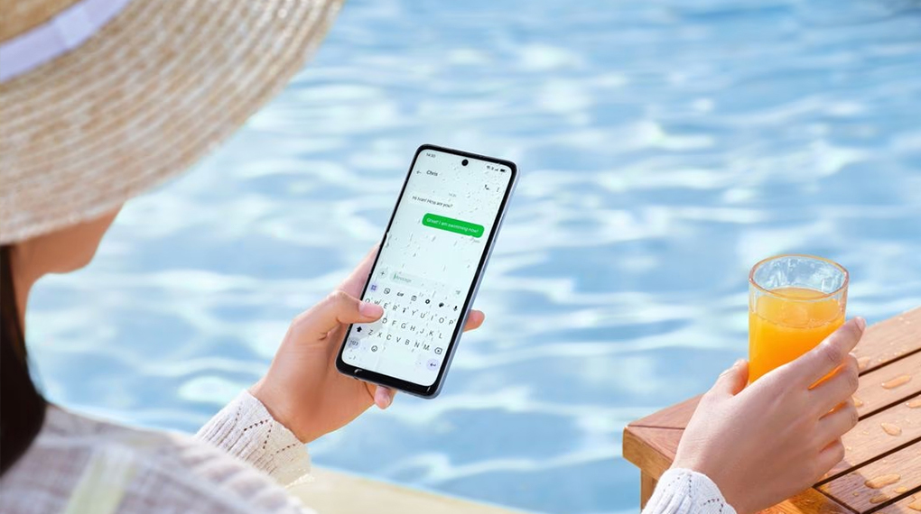 Teknologi Splash Touch - Smartphone Oppo A60 8GB/128GB BLUE