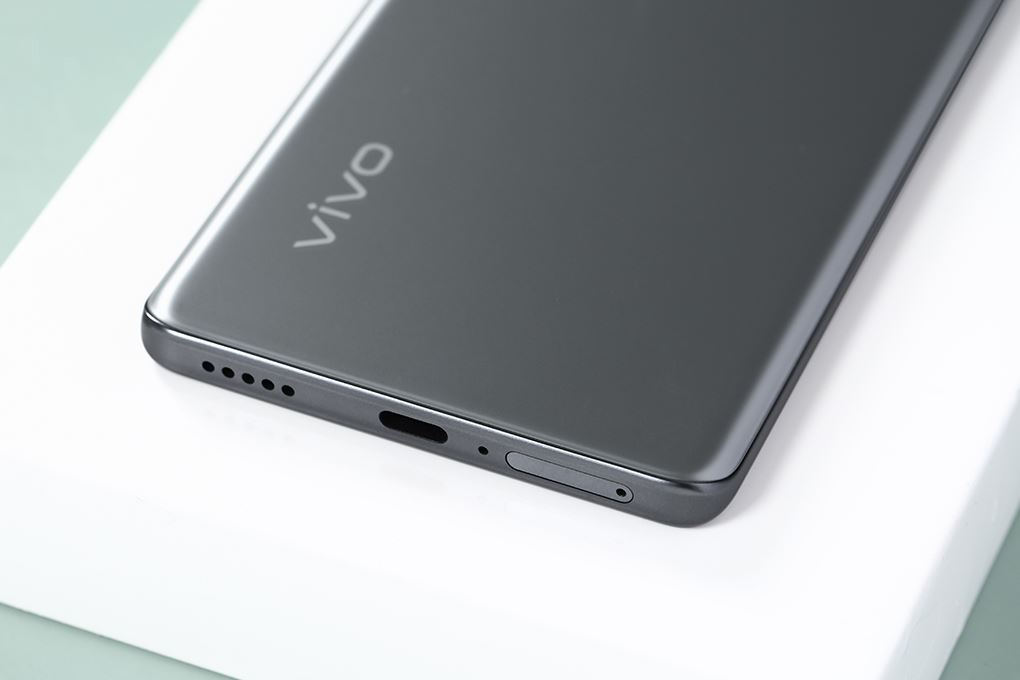 Vivo V40 12GB/512GB PLATINUM SILVER 6